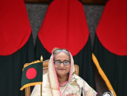 Mantan PM Bangladesh Hasina Ditolak di India, Kabur ke Eropa