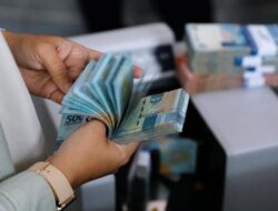 Uang Negara Indonesia Merosot ke Rp15.526 per Mata Uang Amerika AS Sore Ini