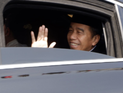 Gabungan Luthfi-Taj Yasin Minta Jokowi Jadi Juru Kampanye di Jateng