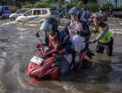 Kendaraan Bermotor Roda Dua Terendam Bencana Banjir, Apa yang Dianjurkan Dilakukan?