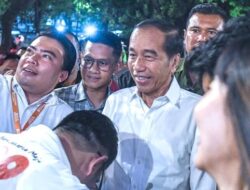 Jokowi Kembali Blusukan dan Endorse Respati-Astrid di Pemilihan Kepala Daerah Solo