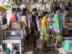 Trik Pengecer Bisa Jual LPG 3 Kg