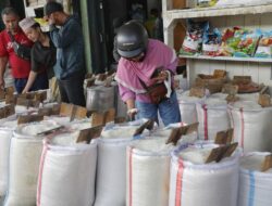Harga Beras di Pasar Induk Cipinang Merambat Naik Sepekan Jelang Puasa
