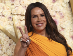 Karla Sofia Gascon Minta Maaf atas Kicauan Lama, Langsung Tutup Akun X