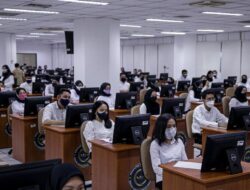 Menpan Rini Buka Suara soal 714 CPNS Dosen Mundur
