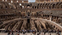 Mengagumi Kemegahan Koloseum di Roma Italia