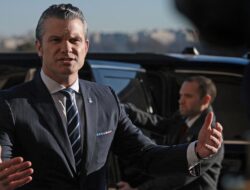 Menhan Hegseth Beri Alasan Lain Bantah Media soal AS Serang Iran