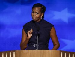 Michelle Bersyukur Tak Punya Anak Laki dari Barack Obama