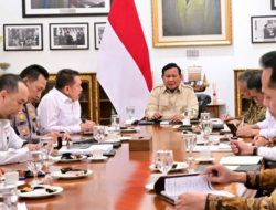 Prabowo Mendadak Kumpulkan Kapolri-Jaksa Agung di Istana Semalam