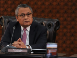 Bos Lembaga Keuangan Pusat Ingin RI Jadi Arus Baru Ekonomi Keuangan Syariah