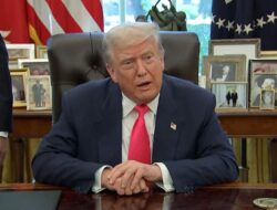 Trump Pede Bisa Pertemukan dan Damaikan Putin-Zelensky