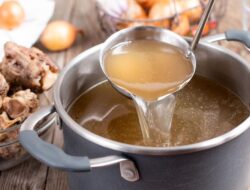 7 Sumber Kolagen Alami untuk Lawan Tanda Penuaan Dini