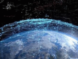Komdigi Kaji Implementasi Koneksi HP ke Satelit Mirip Starlink