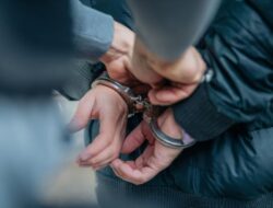 Empat Orang Ditangkap Terkait Aplikasi Pencurian Data Mata Elang