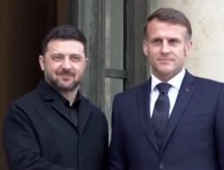 Zelensky Temui Macron di Istana Elysee Paris, Bahas Perdamaian Konflik Bersenjata