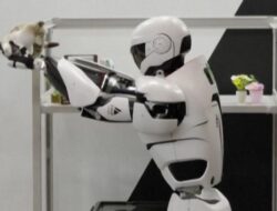 Kawasaki Pamer Robot Humanoid Penyelamat Kucing saat Bencana
