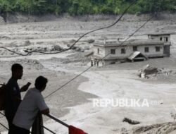 Korban Tewas Bencana Banjir Nepal-China 1.280 Orang, 5.260 Belum Ditemukan