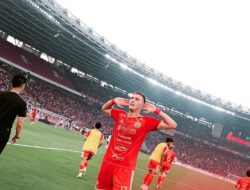 Persija Kandaskan Persib di Super League 2026-2027