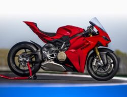 Ducati Panigale V4 2027 Semakin Garang, Mesin, Sasis, dan Elektronik Berubah!