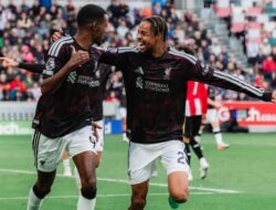 Liverpool Raih Kemenangan Dramatis di Markas Brentford